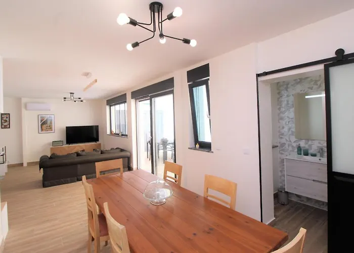 Mimosa House Сasa de vacaciones *